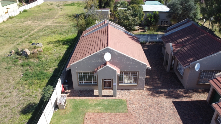 2 Bedroom Property for Sale in Potchefstroom North West